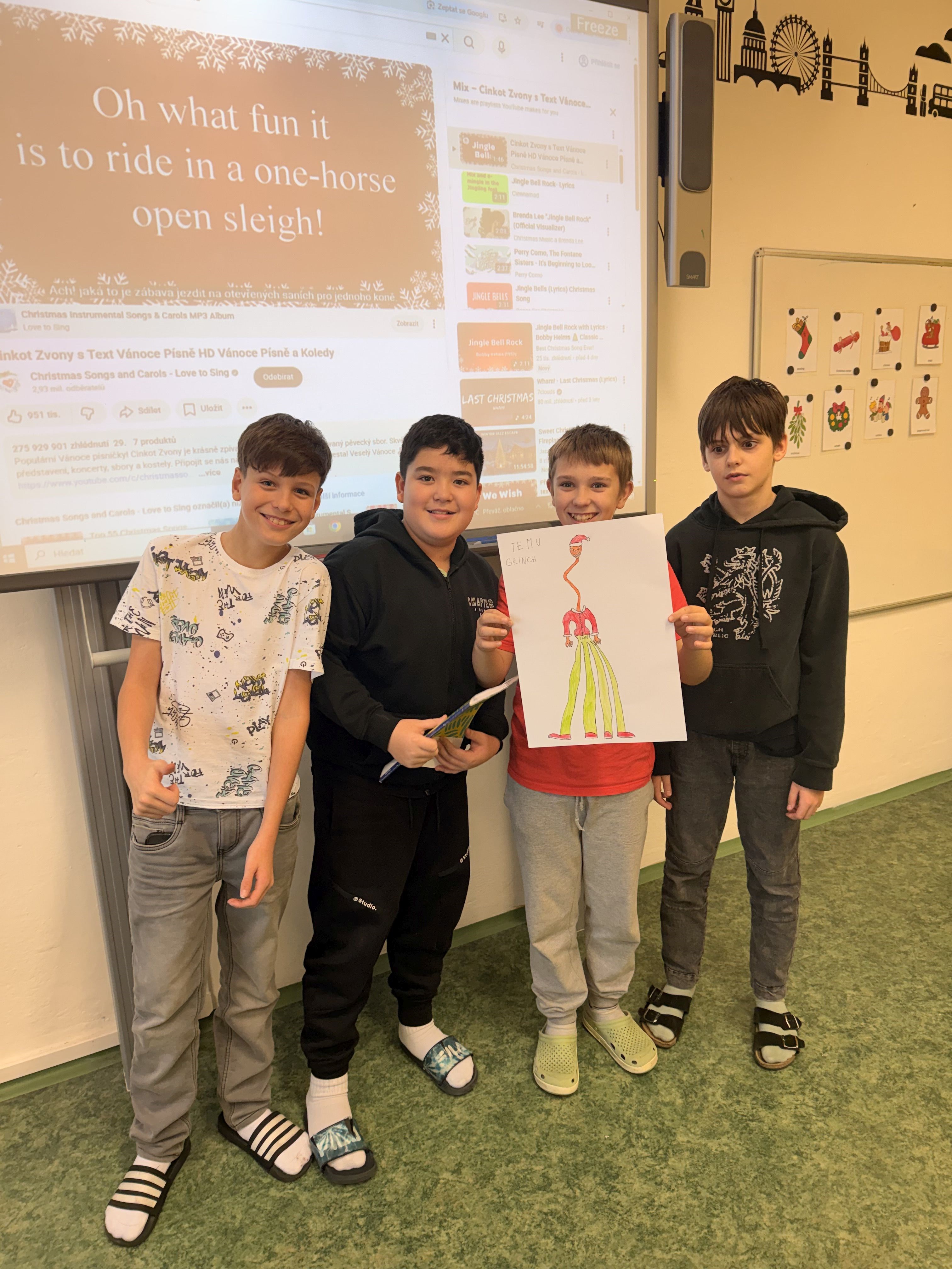 Projektová hodina v VI. A: Vánoční postavičky ožily v angličtině