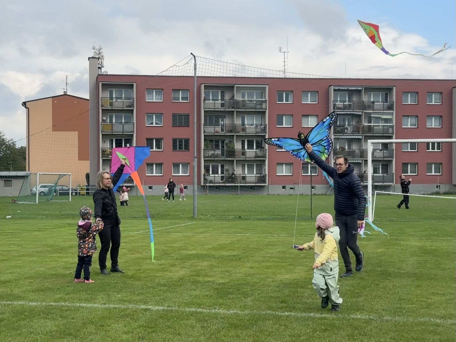 Podzimní čáry na hřišti