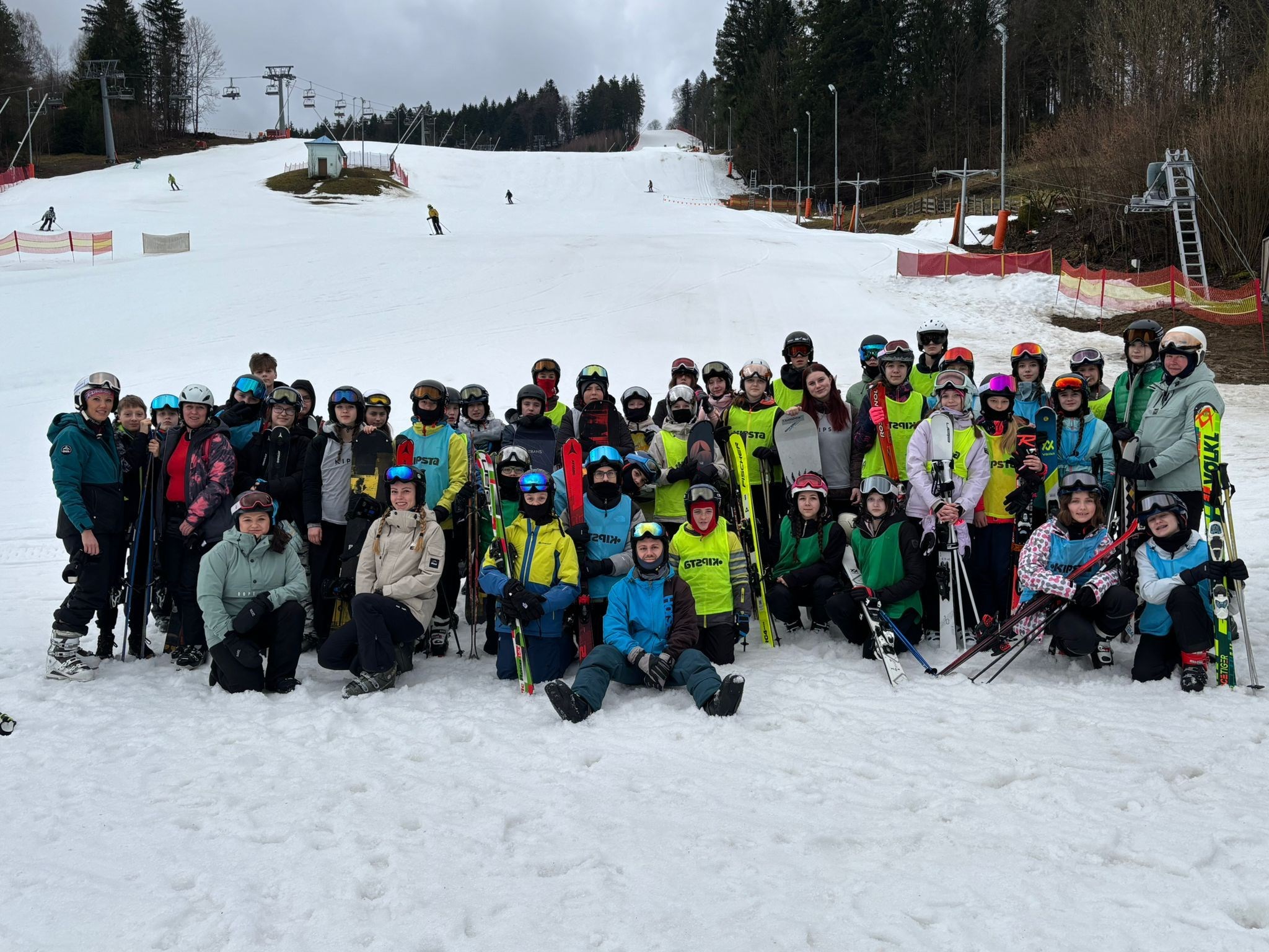 Lyžařsko-snowboardový kurz